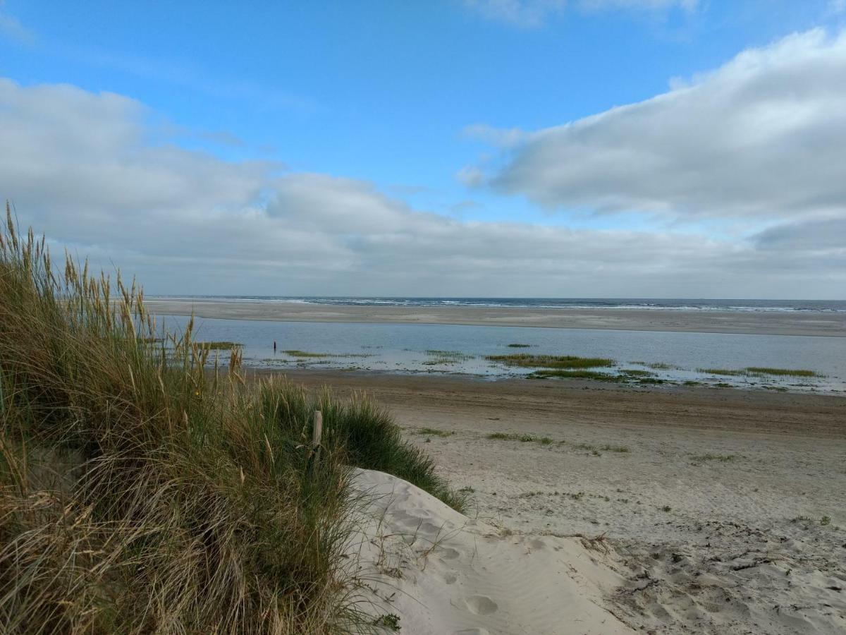 Naar Zee Op Ameland 뷔런 외부 사진