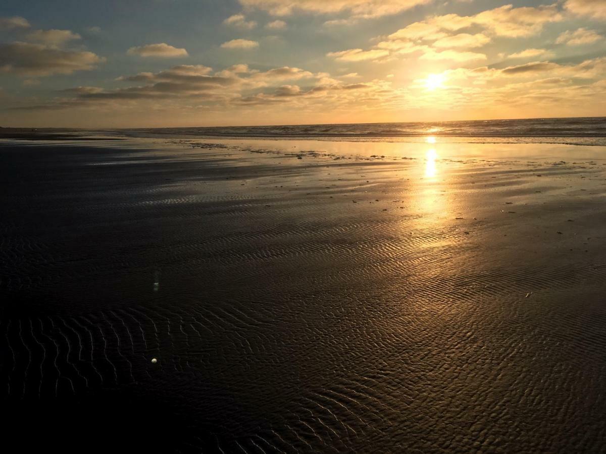 Naar Zee Op Ameland 뷔런 외부 사진